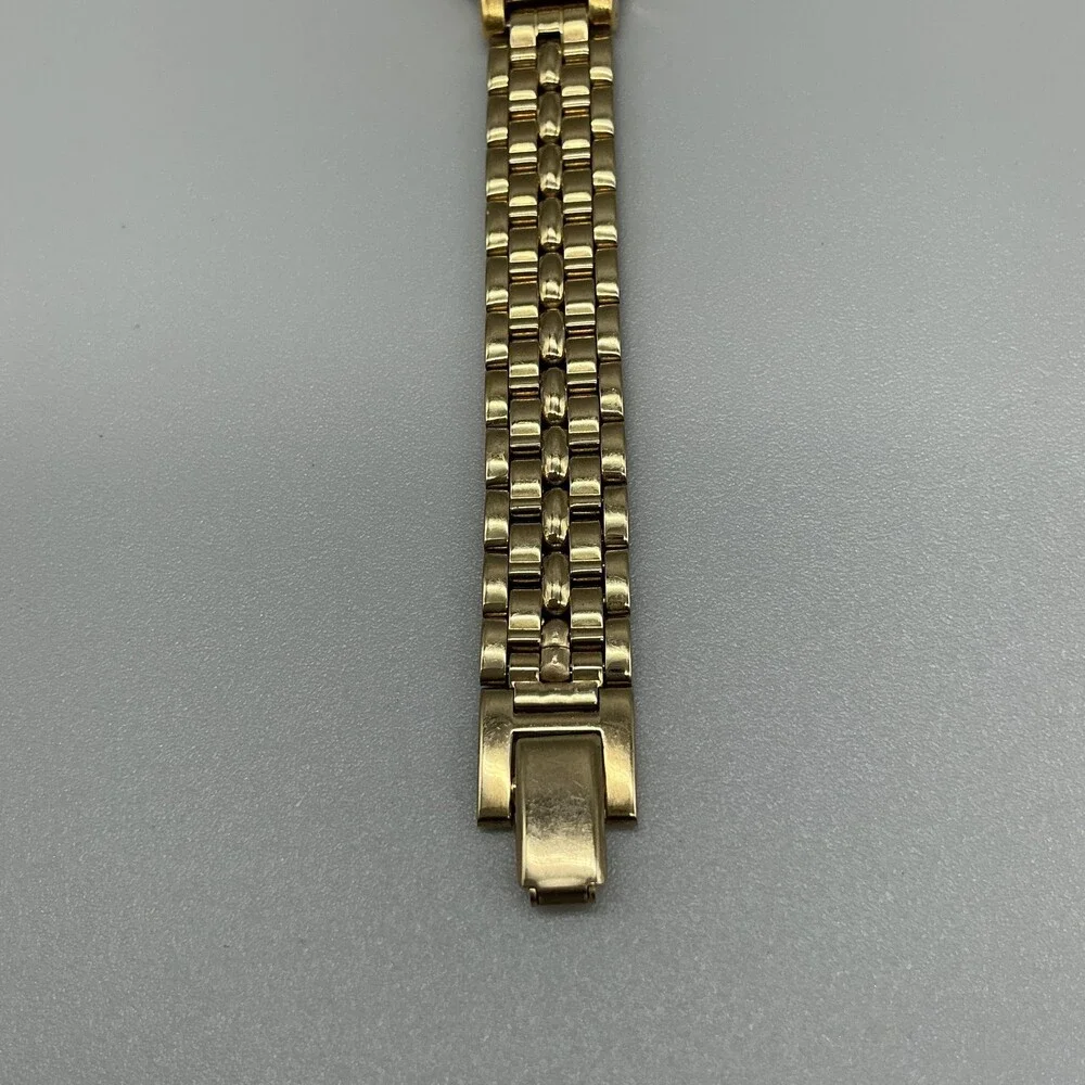 Seiko V401-0511 Womens Watch 19mm Black Dial Gold Tone New Battery 6.75